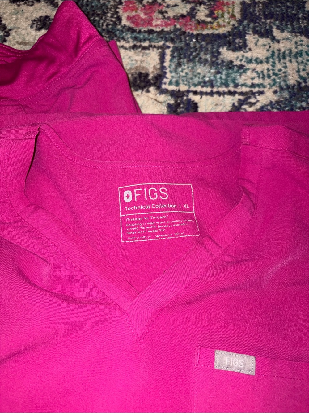 Figs Scrub Set in Raspberry Sorbet - Picture 2 of 3